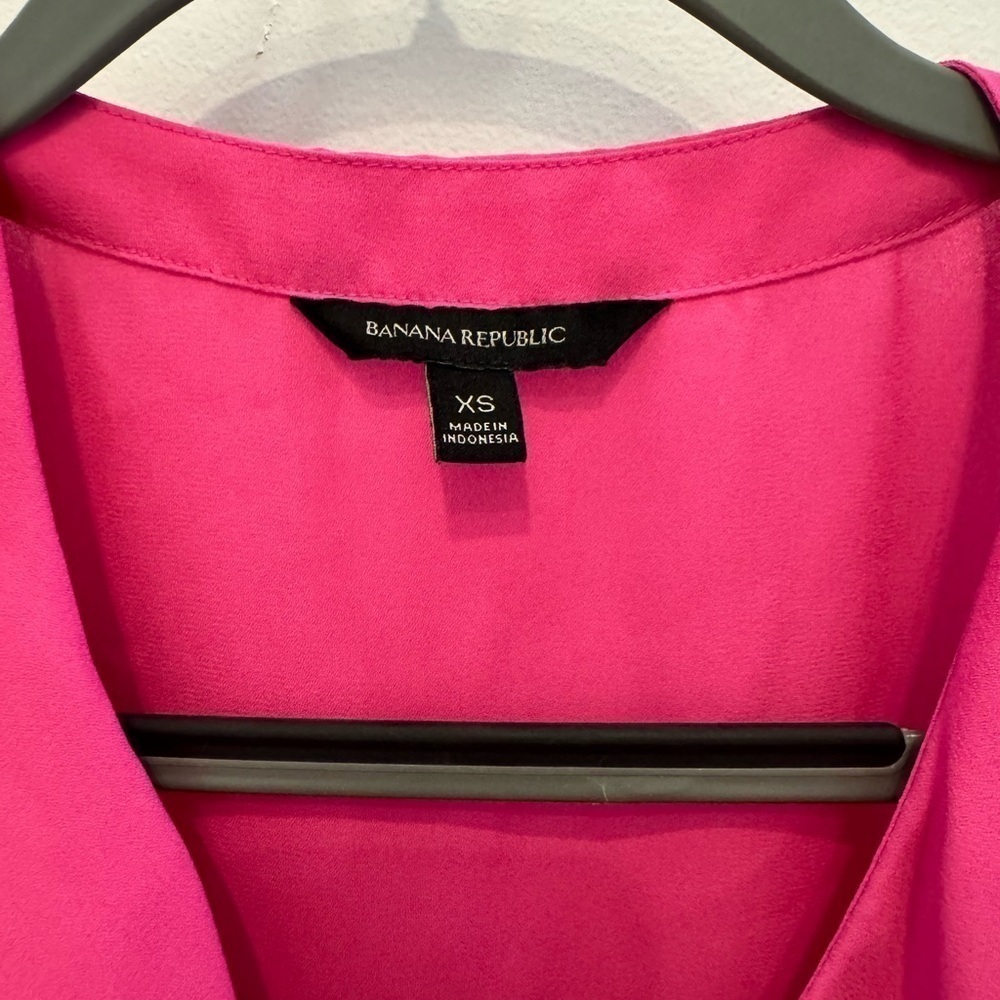 Banana Republic Pink Ruffled Wrap Blouse - Picture 8 of 9
